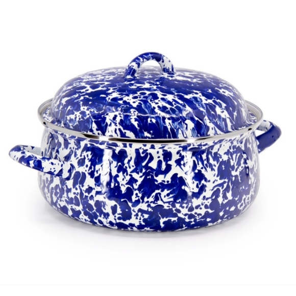 💙Golden Rabbit Dutch Oven💙 - Picture 1 of 2